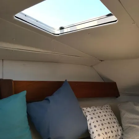 Chourmo, Barca A Vela Vintage Botel San Foca