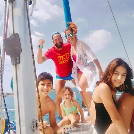 Chourmo, Barca A Vela Vintage Botel